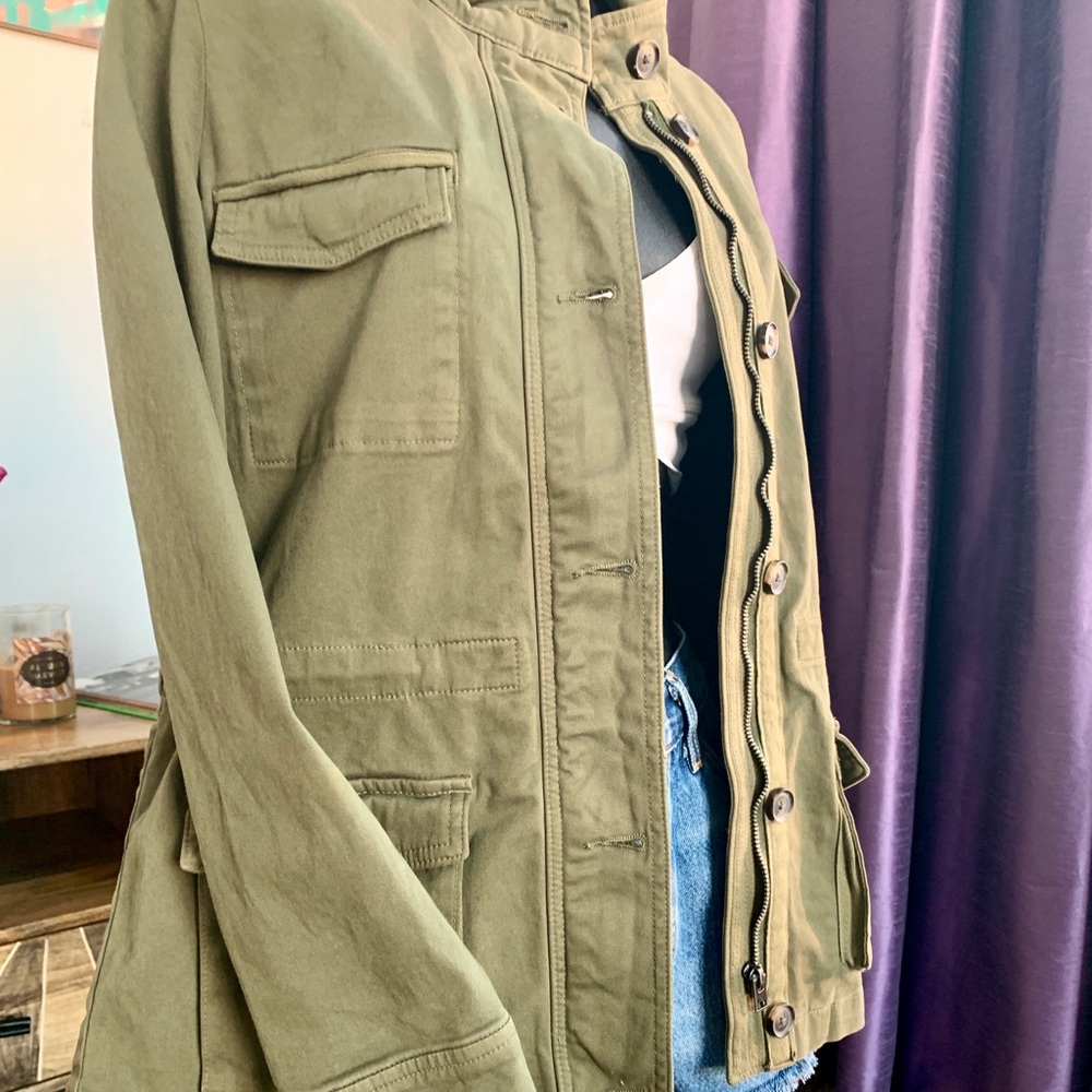 Green Jacket - Lucky
